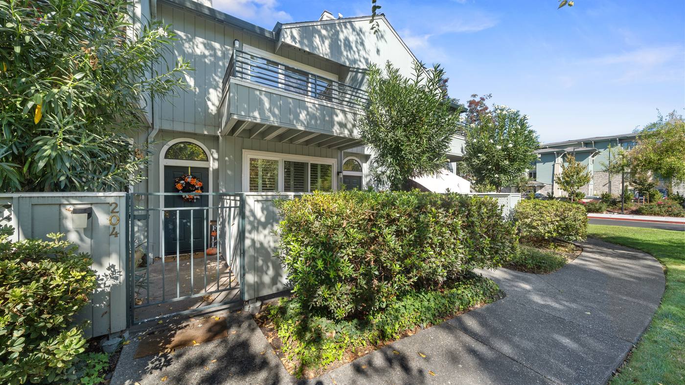 202 Sunspring Ct, Pleasant Hill: listing photo 2