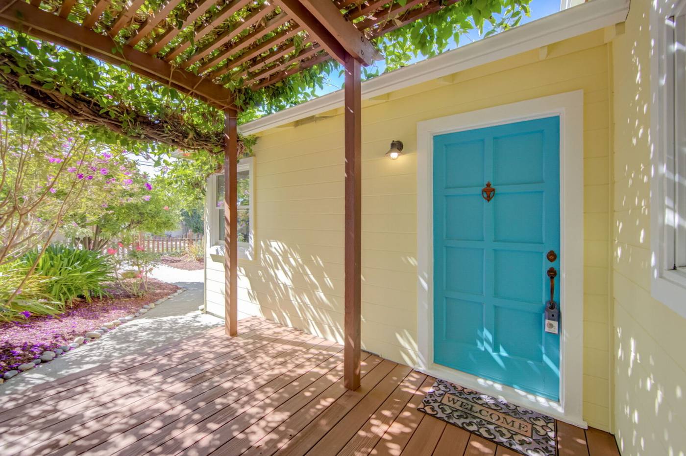 3957 Lyman Rd, Oakland: listing photo 2