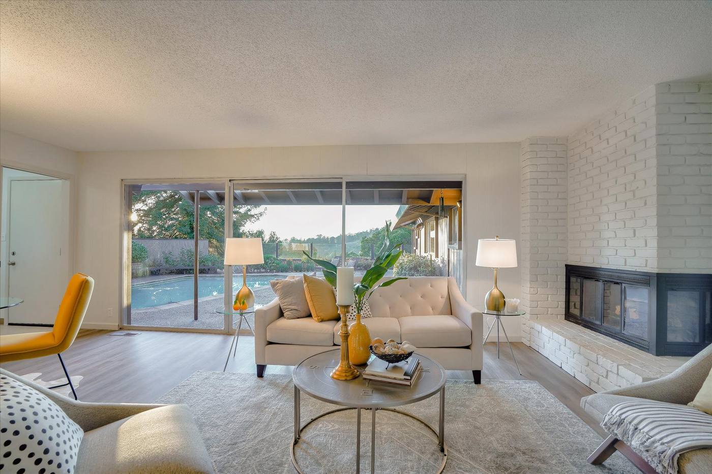 5881 Balmoral Dr, Oakland: listing photo 5