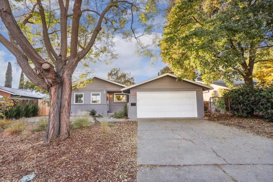 1415 Banyan Pl, Davis, CA 95618