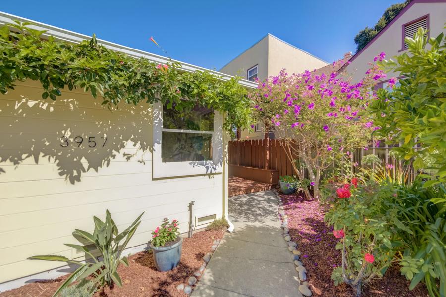 3957 Lyman Rd, Oakland, CA