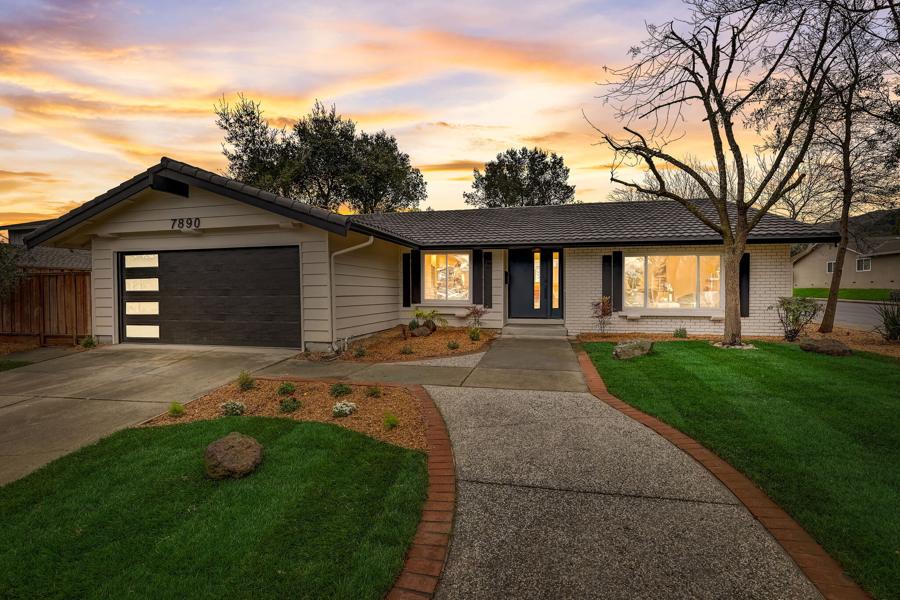 7890 Knollbrook Dr, Pleasanton, CA